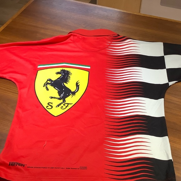 Ferrari Red Jersey with Iconic Logo - Picture 9 of 10